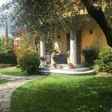 Bed and breakfast Cabaciocco Massa (Tuscany)